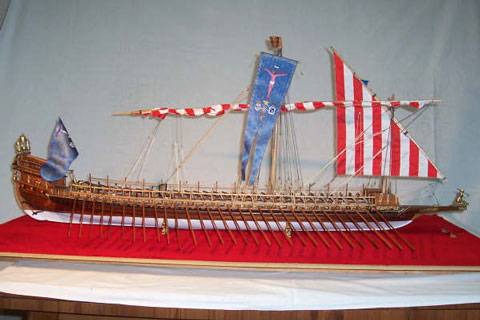 4 Barcos, 4 obras de arte 4 Barcos, 4 obras de arte
