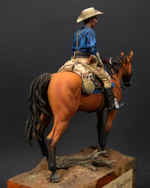 Coronel Custer a Caballo - Escala 90mm.