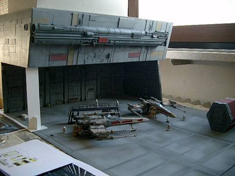 X-Wing en Hangar - Base Rebelde de Star Wars
