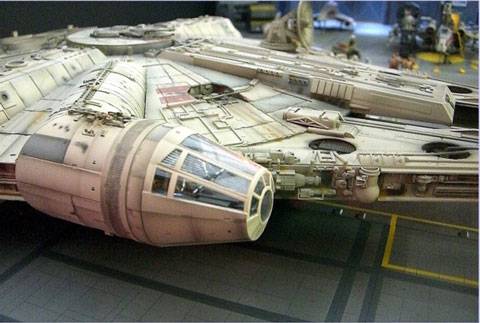 Halcon Milenario Hangar - Base Rebelde de Star Wars