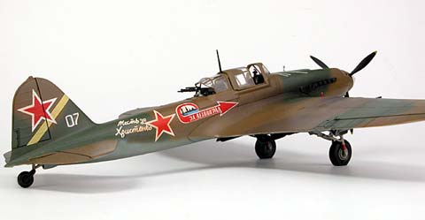 Il-2m3 Stormovik - Escala 1/48