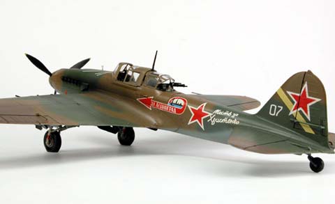 Il-2m3 Stormovik - Escala 1/48
