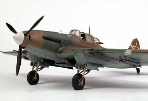 Il-2m3 Stormovik - Escala 1/48