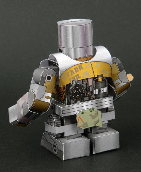 Recortable de papel o cartulina de Ironman en la versi&oacute;n infantil