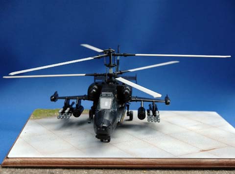 Helicoptero Kamov Ka-50 Hokum en Negro