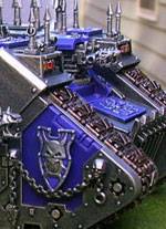 Land Raider - Marines del Caos.