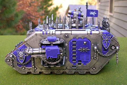 Land Raider - Marines del Caos.