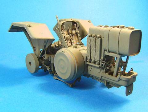 Magnifica replica a escala 1/16 y realizada en scratch del trator Lanz Bulldog D-4090