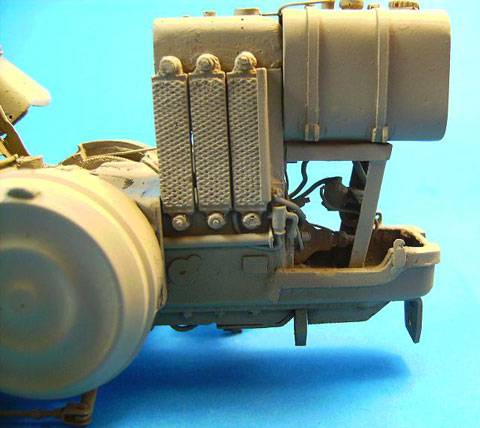 Magnifica replica a escala 1/16 y realizada en scratch del trator Lanz Bulldog D-4090