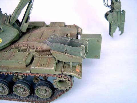 Veh&iacute;culo Blindado de Zapadores M- 60 Alacran- Escala 1/35