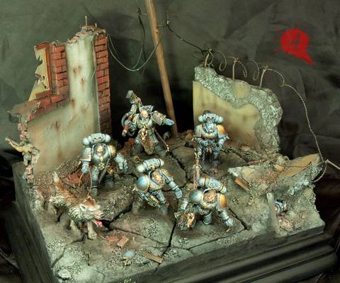 Un diorama sobre un grupo de Marines espaciales en una mision de busqueda