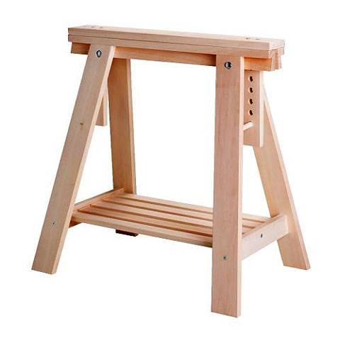 La burrilla o caballete de madera ha sido el util m&aacute;s utilizado desde tiempos inmemoriales