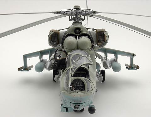 Helicoptero Mil-24 Sovietico a Scratch -  Escala 1/32.  