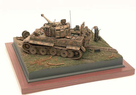 Reparacion de un Tiger en Combate - Escala 1/35