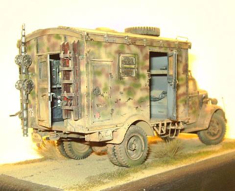 Opel Blitz A-tipe kfz. 305 Radio Transmisor - Escala 1/35