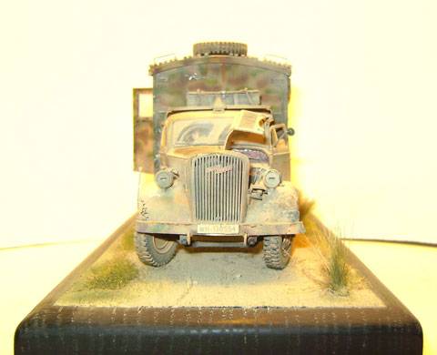 Opel Blitz A-tipe kfz. 305 Radio Transmisor - Escala 1/35