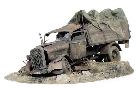 Diorama Opel Blitz Destrozado - Escala 1/35