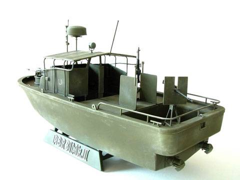 Patrullera PBR31 Mk.II Nam - Escala 1/35