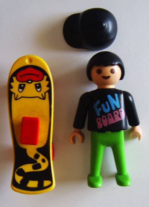 Jovencito Skater de Playmobil.