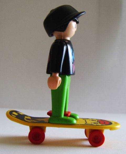 Jovencito Skater de Playmobil.