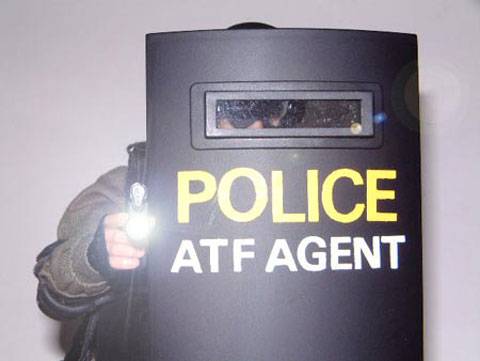 Swat y equipo de rescate 9