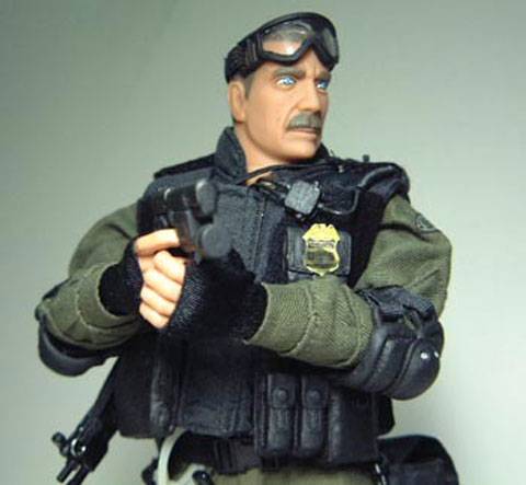 Swat y equipo de rescate 10