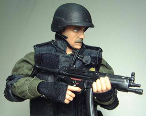 Swat y equipo de rescate 11