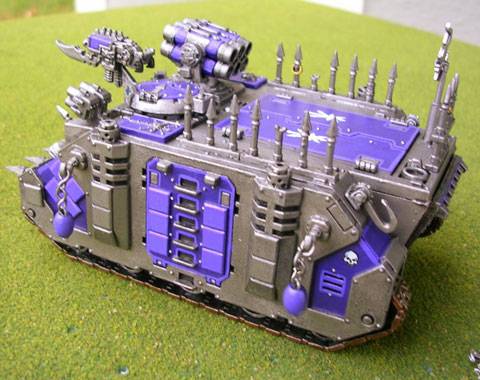 Rhino - Marines del Caos.  