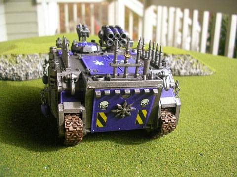 Rhino - Marines del Caos.  
