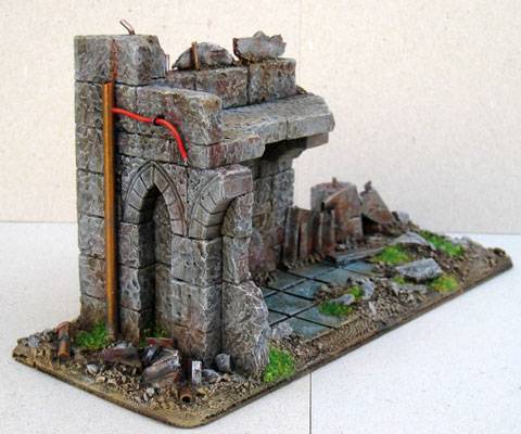 Magnificas ruinas de un edificio gotico para jugar con nuestras figuras de wargames
