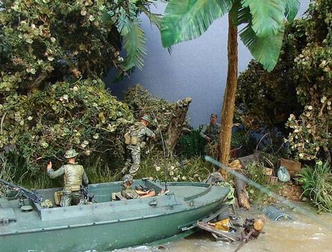 Diorama de un grupo de lanchas de asalto en busca de vietnamitas