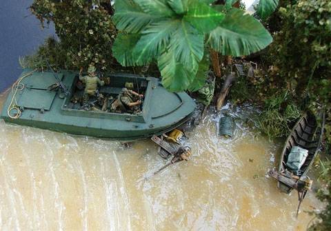 Diorama de un grupo de lanchas de asalto en busca de vietnamitas