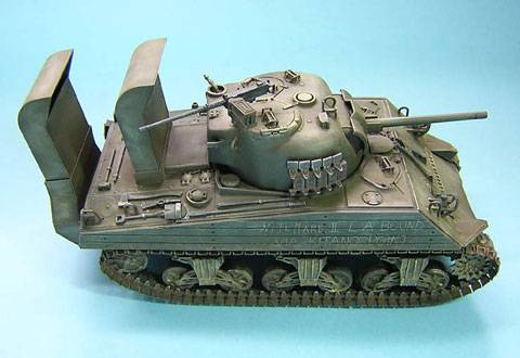 Sherman  M4. - Escala 1/35