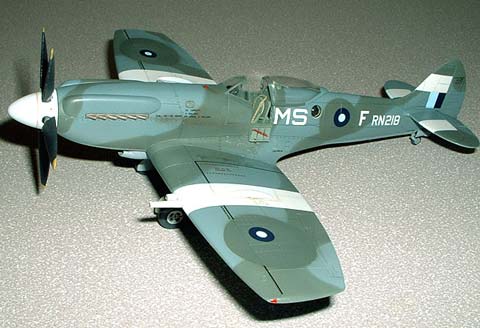 Supermarine Spitfire Mk.XIVe - Escala 1/48