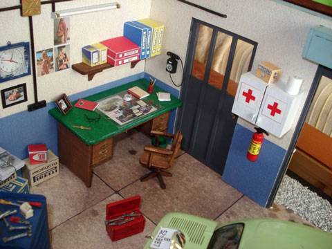  taller mec&aacute;nico al completo de los a&ntilde;os 60