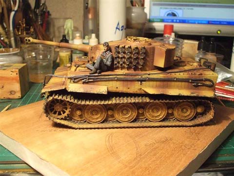 Tiger I  - Escala 1/35 