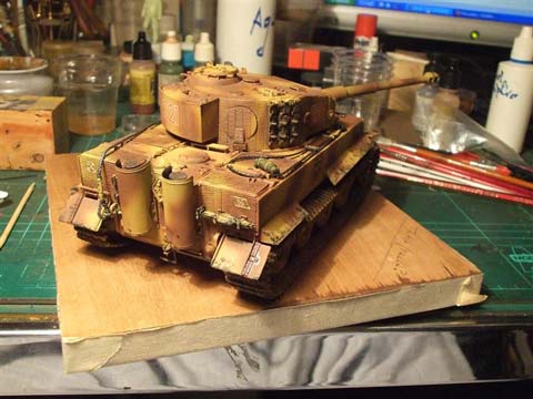 Tiger I  - Escala 1/35 