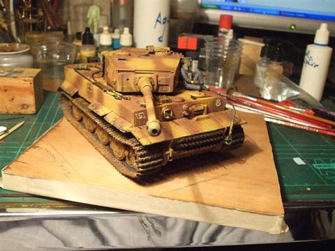 Tiger I  - Escala 1/35 