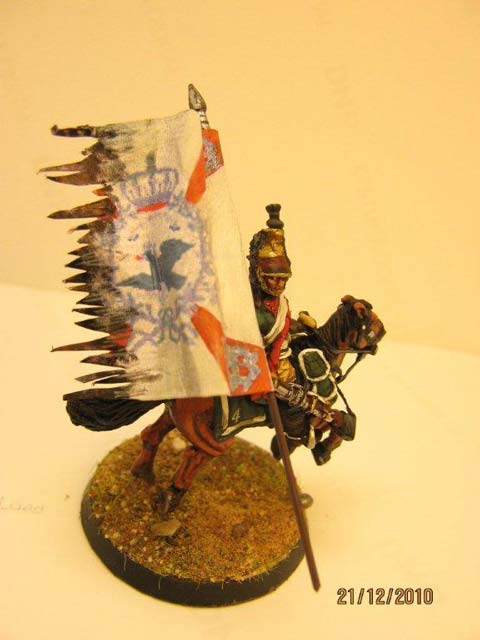 Vi&ntilde;eta a escala de 28mm representando a un Dragon del 4 Rgt frances robando una bandera prusiana