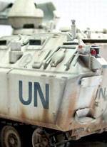Representaci&oacute;n del AIFV en su versi&oacute;n belga,  utilizado por las fuerzas de protecci&oacute;n de la ONU (identificados por su color blanco) durante el  conflicto serbo-bosnio en los a&ntilde;os 90.
