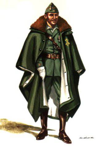 COMANDANTE DEL TERCIO EXTRANJERO CON CAPOTE-MANTA - 1924