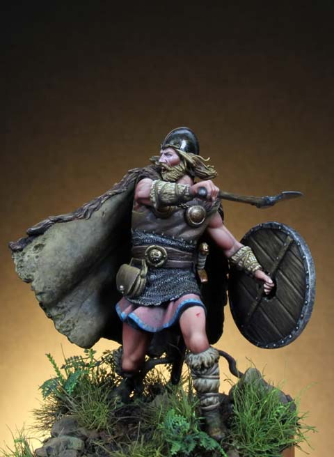 Vikingo en Combate - Escala 54mm