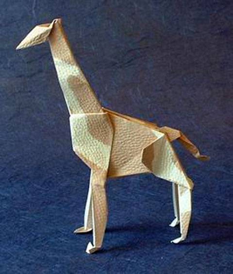 Jirafa de Akira Yoshizawa